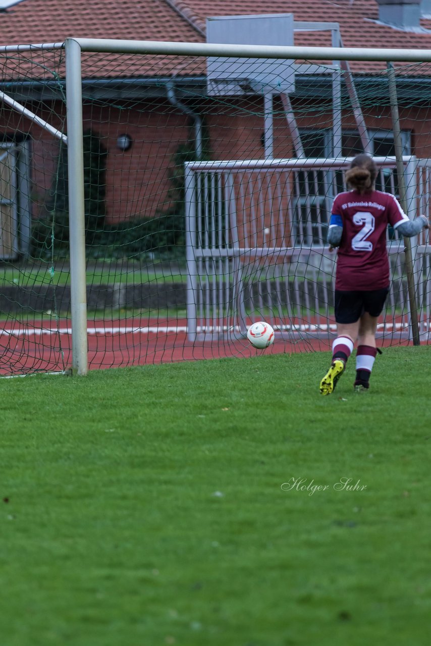 Bild 210 - C-Juniorinnen Halstenbek-Rellingen - St.Pauli : Ergebnis: 0:5